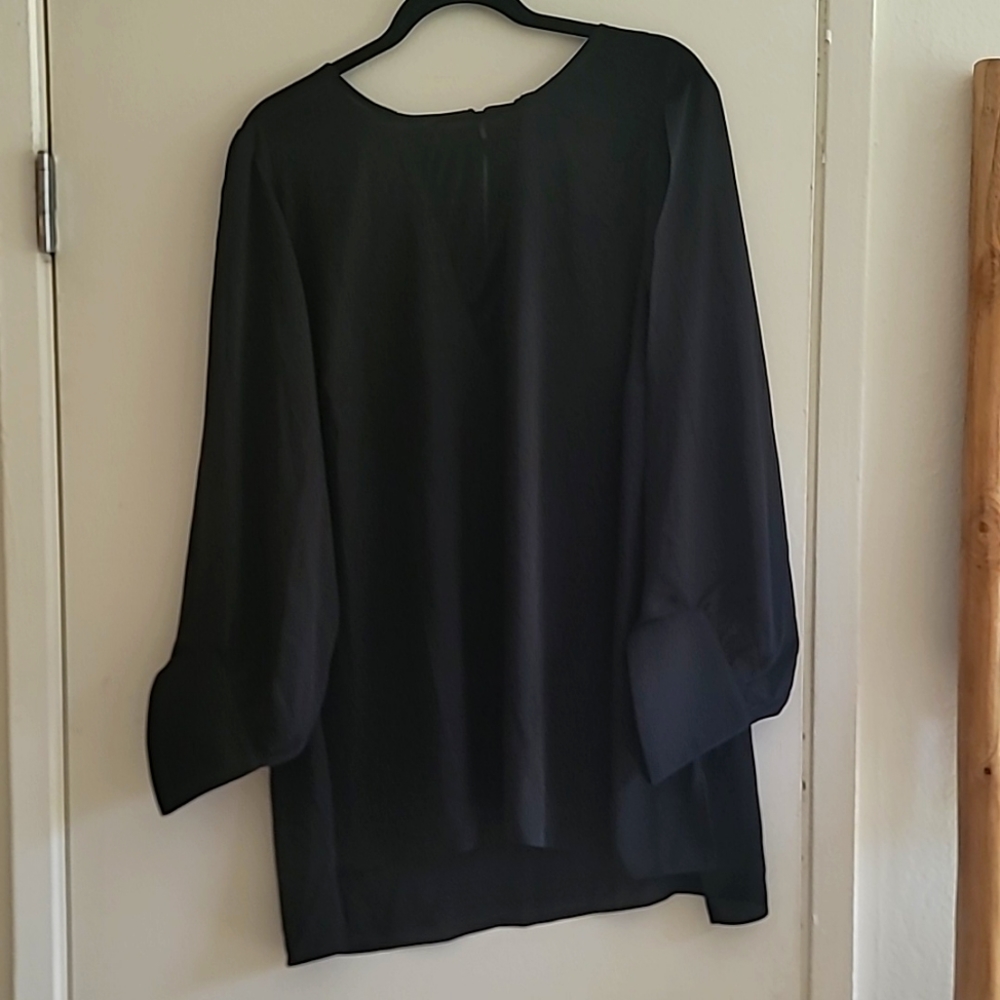 Womens peekaboo shirt